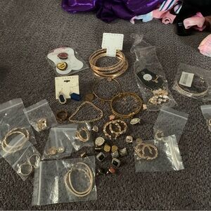 Gold Tone Mixed Women’s Jewelry Set - Elegant Gold Bracelets & Earrings